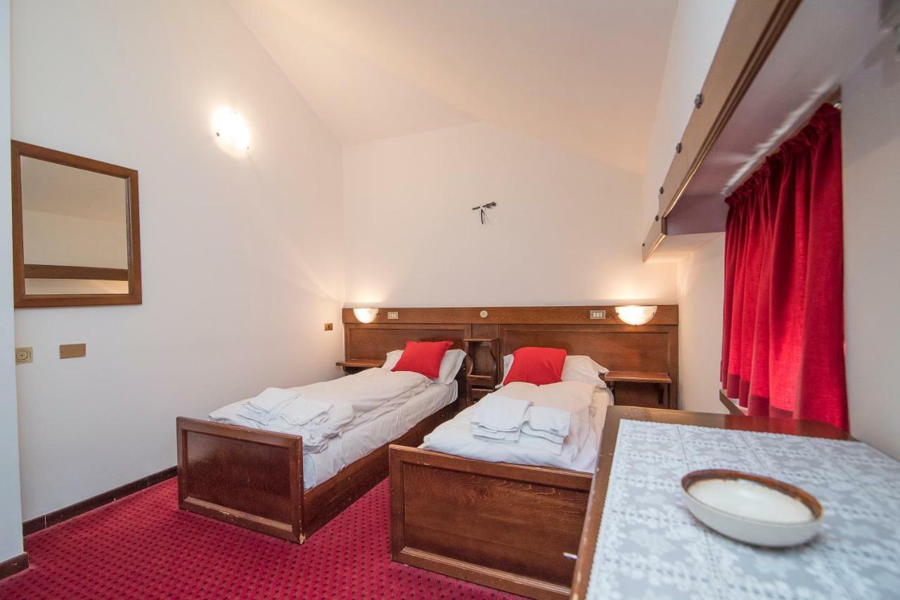 Locanda Ai Dogi Pieve di Cadore Ngoại thất bức ảnh